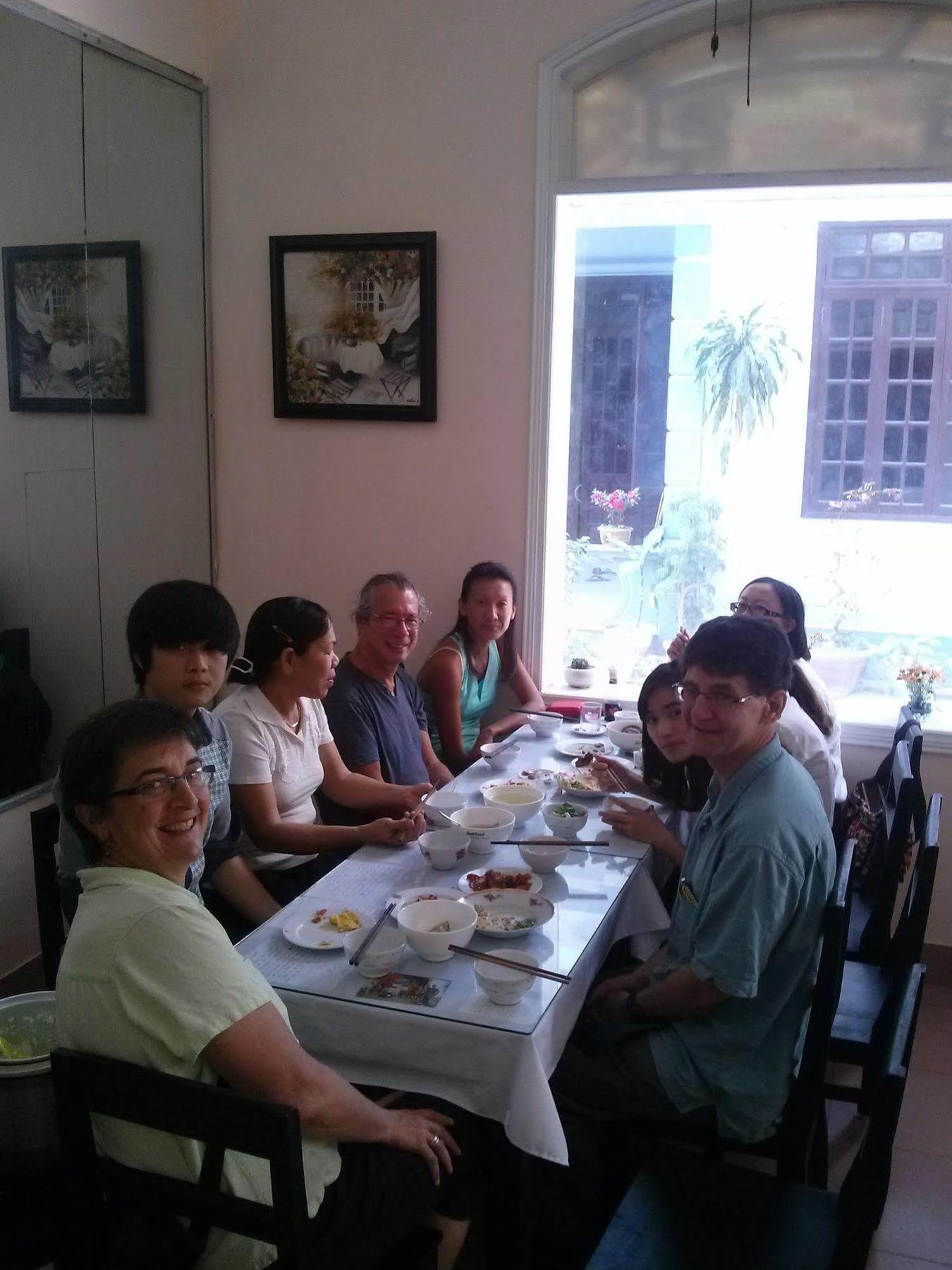 Hue Four Seasons Homestay Extérieur photo