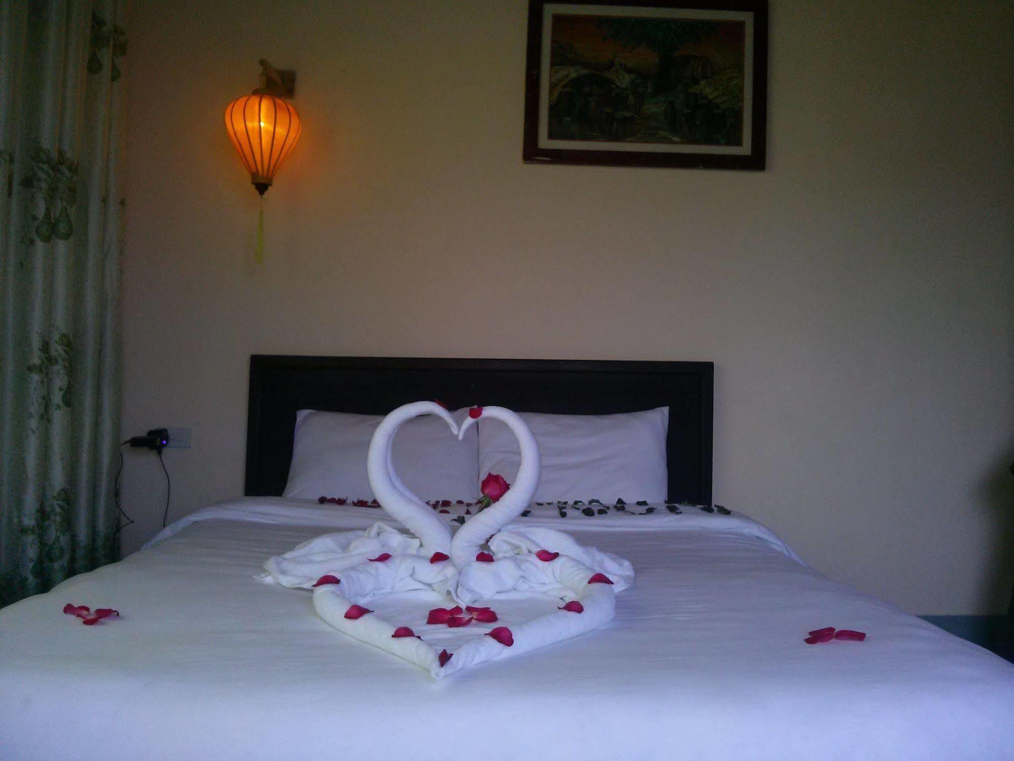 Hue Four Seasons Homestay Extérieur photo