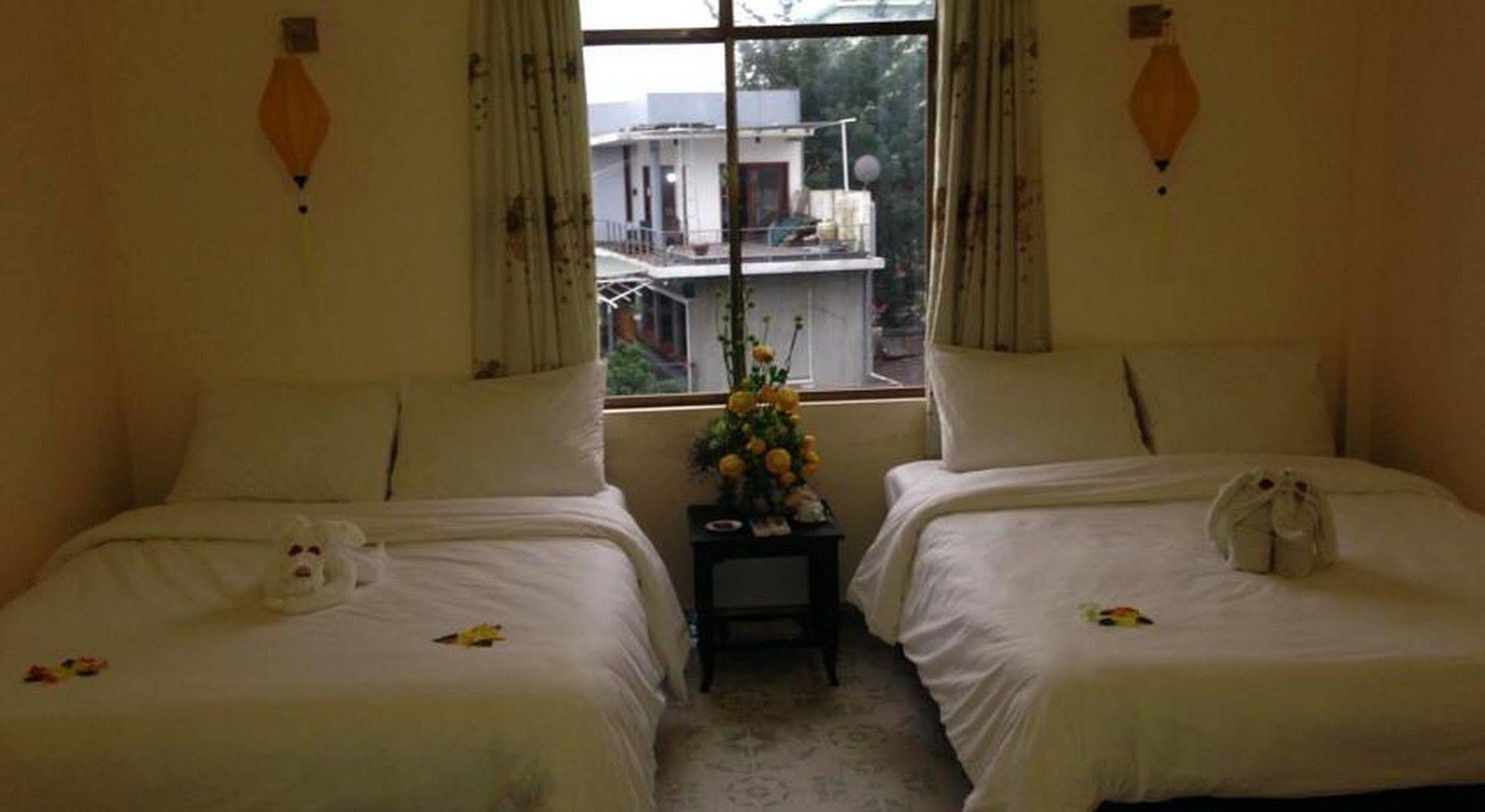 Hue Four Seasons Homestay Extérieur photo