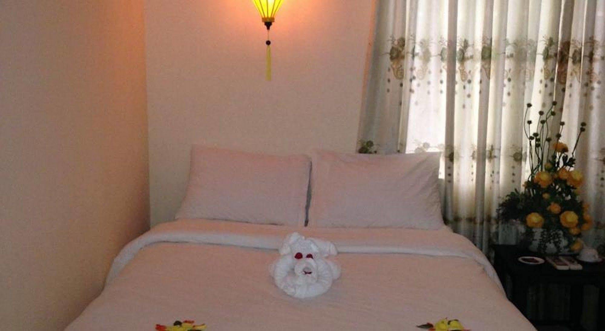 Hue Four Seasons Homestay Extérieur photo